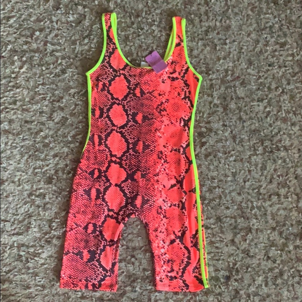 Pink & Lime romper 🔥🔥